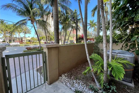 2065 S Ocean Dr, Hallandale Beach FL 33009