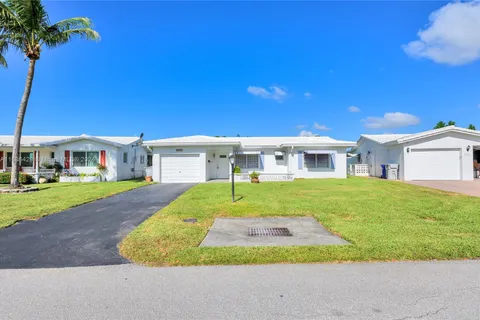 2851 W Golf Blvd, Pompano Beach FL 33064