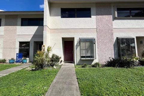 2700 S Oakland Forest Dr # 304, Oakland Park FL 33309