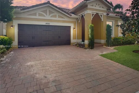 9750 Blue Isle Bay, Parkland FL 33076