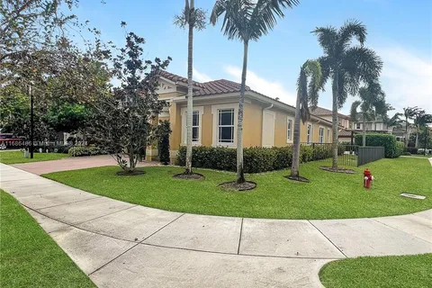 9750 Blue Isle Bay, Parkland FL 33076