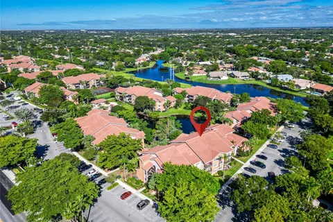 8721 Wiles Rd # 105, Coral Springs FL 33067