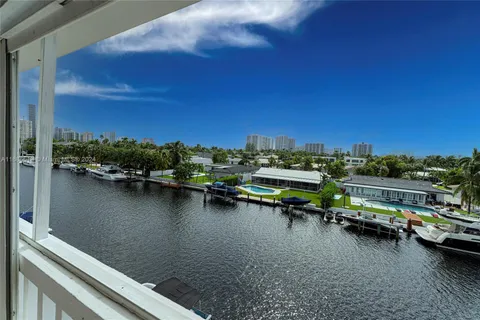 455 Paradise Isle Blvd # 402, Hallandale Beach FL 33009