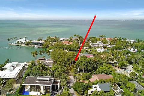 000 Harbour Circle, Key Biscayne FL 33149