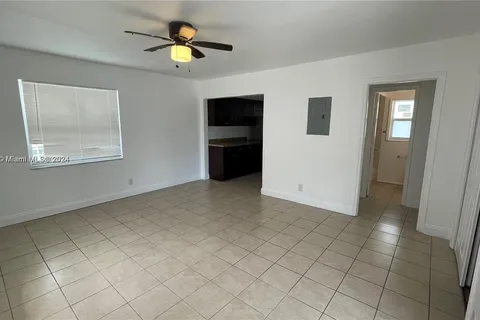 5837 Pierce St # 2, Hollywood FL 33021