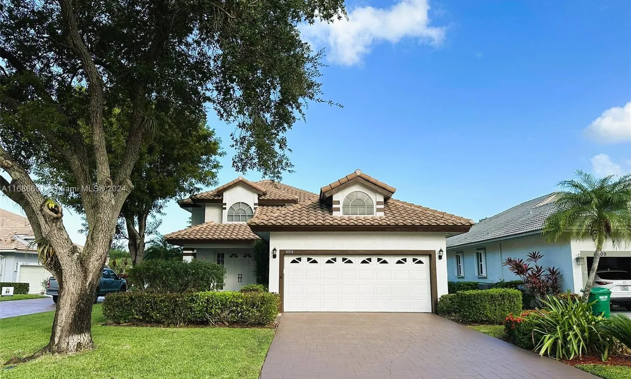 11713 Highland Pl, Coral Springs FL 33071