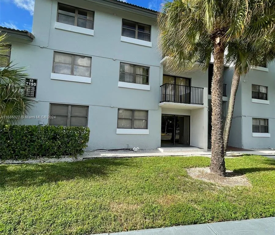 7195 NW 179th St # 209, Hialeah FL 33015