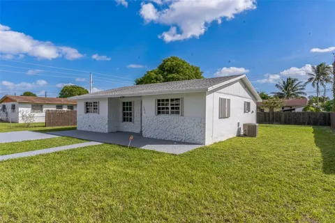 15835 NW 41st Ave, Miami Gardens FL 33054