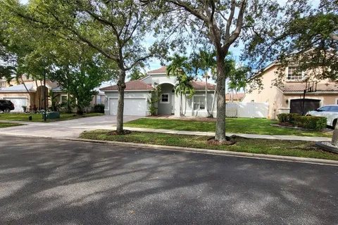 19455 SW 25th Ct, Miramar FL 33029