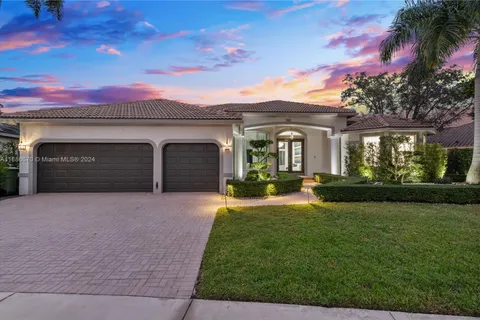 2558 Eagle Run Ln, Weston FL 33327