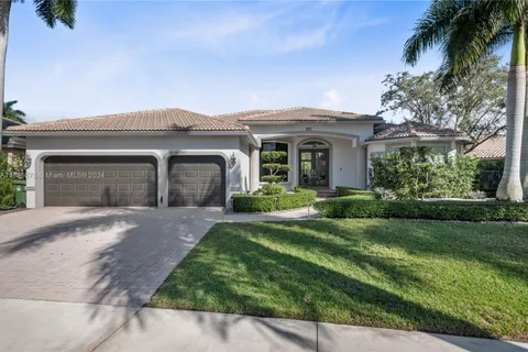 2558 Eagle Run Ln, Weston FL 33327