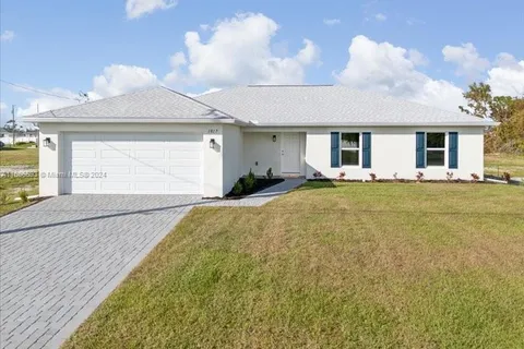 1817 NW 15th ST, Cape Coral FL 33993