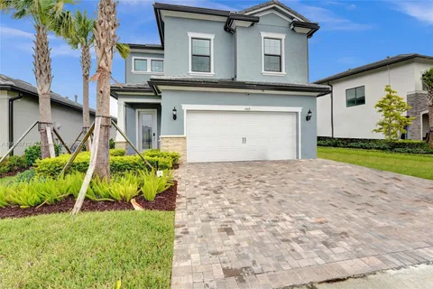 4468 Spruce Ln, Oakland Park FL 33309