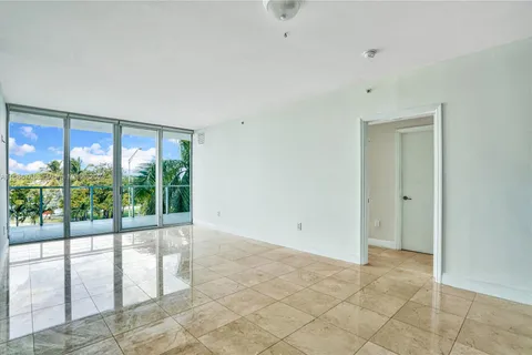 6305 Indian Creek Dr # 3B, Miami Beach FL 33141