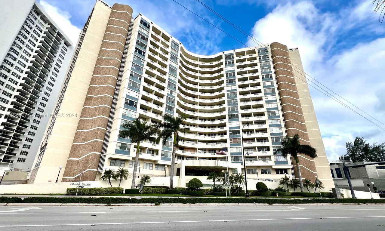 3180 S Ocean Dr # 1703, Hallandale Beach FL 33009