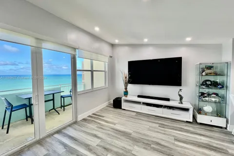 3180 S Ocean Dr # 1703, Hallandale Beach FL 33009