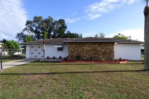 1506 Canal St, Lehigh Acres FL 33936