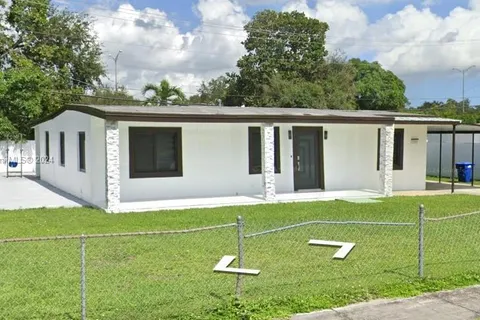 2301 NW 166th St, Miami Gardens FL 33054