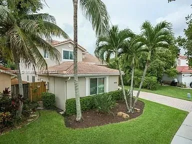 14176 S Cypress Cove Cir, Davie FL 33325