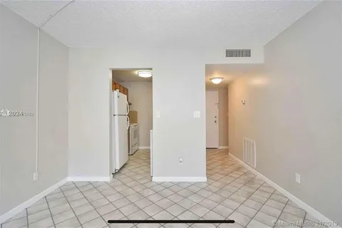 4147 NW 90th Ave # 105, Coral Springs FL 33065