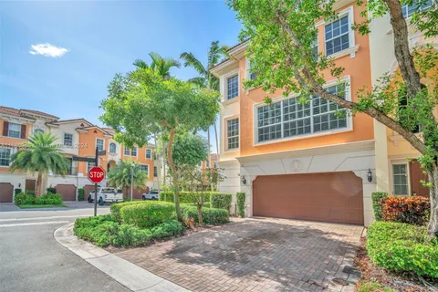 616 NE Venezia Ln # 616, Boca Raton FL 33487