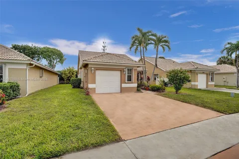 12998 Hampton Lakes Cir, Boynton Beach FL 33436