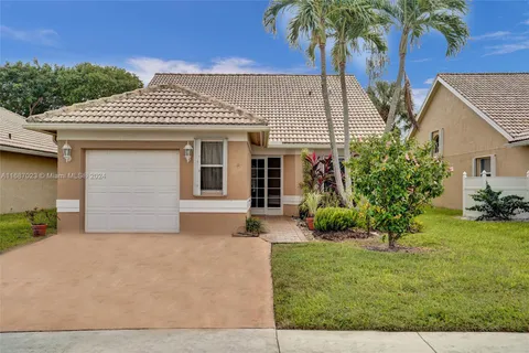 12998 Hampton Lakes Cir, Boynton Beach FL 33436