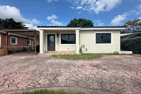 625 W 35th St, Hialeah FL 33012