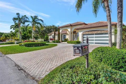 16780 SW 78th Ave, Palmetto Bay FL 33157