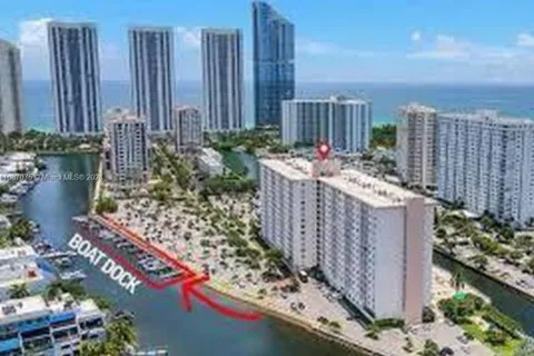 400 Kings Point Dr # 928, Sunny Isles Beach FL 33160