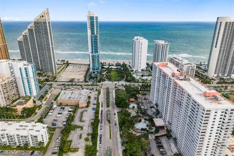 210 174th St # 1906, Sunny Isles Beach FL 33160