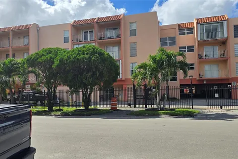 6190 W 19th Ave # 309, Hialeah FL 33012