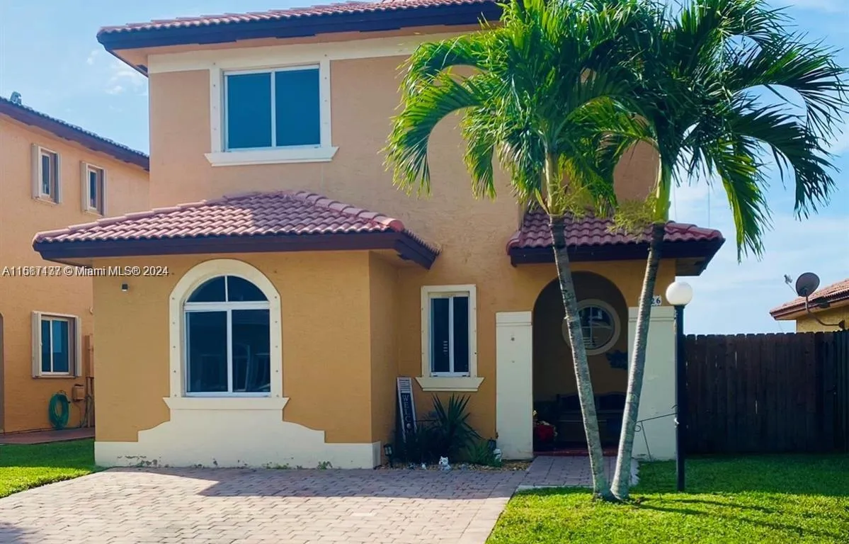 2526 NE 41st Ave, Homestead FL 33033