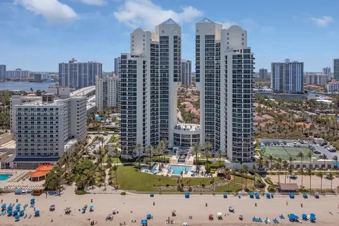 19333 Collins Ave # 2702, Sunny Isles Beach FL 33160