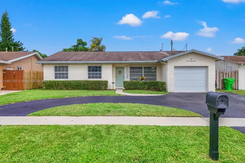 11461 NW 45th Pl, Sunrise FL 33323