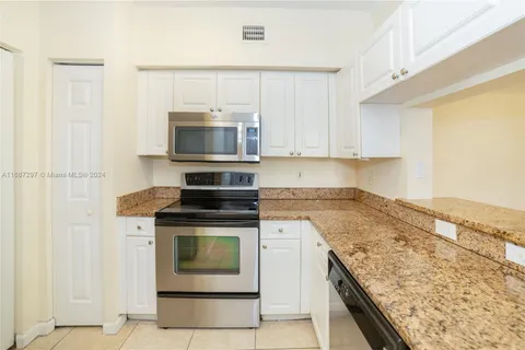 17150 N Bay Rd # 2110, Sunny Isles Beach FL 33160