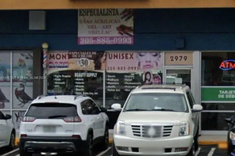 2979 W 12 AVE, Hialeah FL 33012