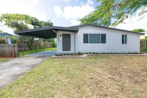 5621 NE 9th Ave, Oakland Park FL 33334