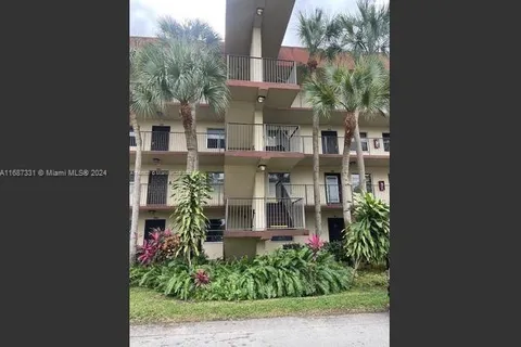 3361 NW 47th Ter # 222, Lauderdale Lakes FL 33319