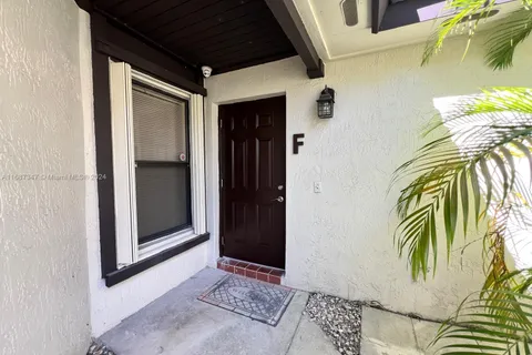 15045 SW 48th Ter # 100, Miami FL 33185