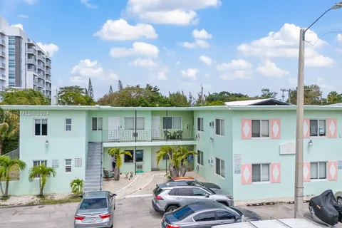 521 NE 82nd Ter, Miami FL 33138