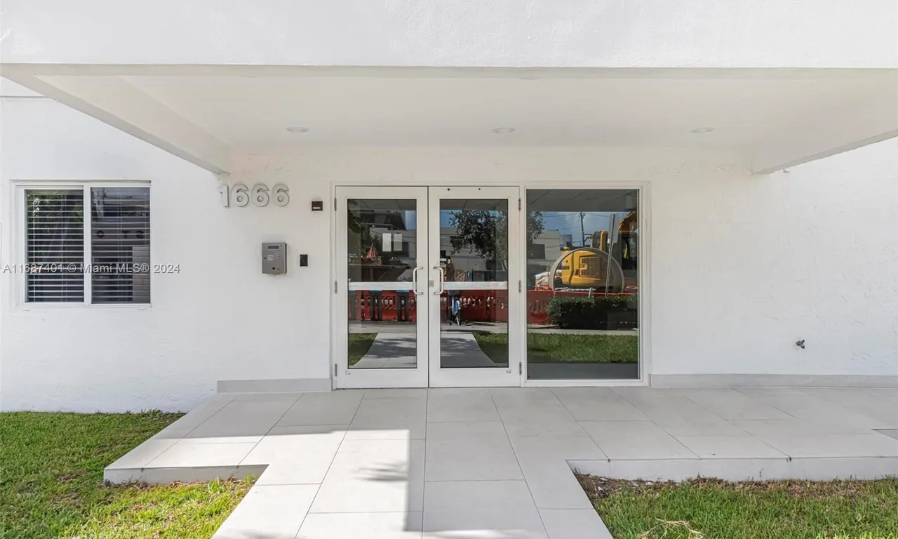 1666 E West Ave # 402, Miami Beach FL 33139