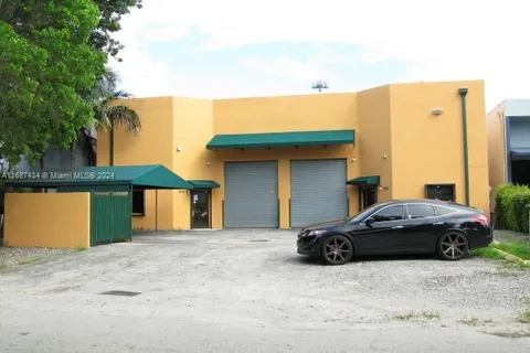 2275 W 77th St, Hialeah FL 33016