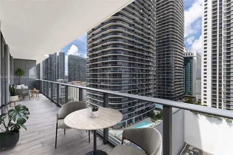 801 S Miami Ave # 1810, Miami FL 33130