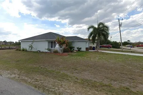 2901 25TH ST SW, Lehigh Acres FL 33976