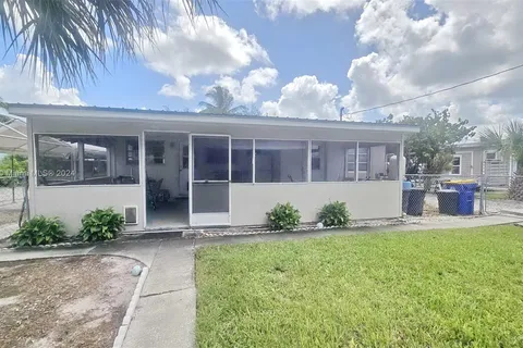 9558 SW Keen Avenue, Okeechobee FL 34974