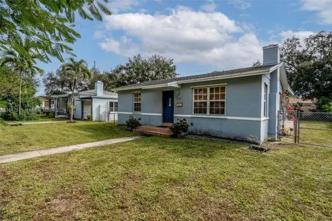 6236 SW 11th St, West Miami FL 33144