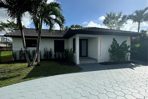 3335 SW 65th Ave, Miami FL 33155