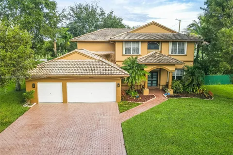 15841 SW 61st St, Davie FL 33331