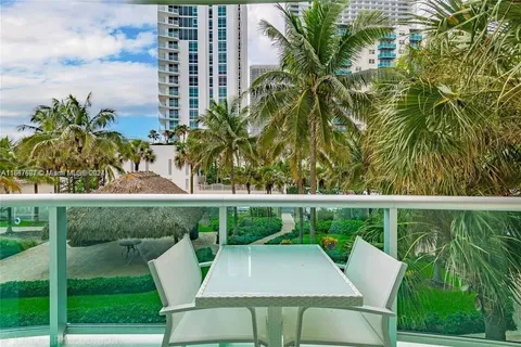 3901 S Ocean Dr # 2H, Hollywood FL 33019